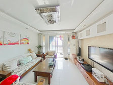 景城客厅带阳台,三加一户型,可拎包入住,采光全天!