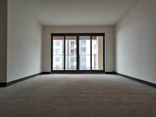 渝北区 龙湖两江新宸森屿 四房 240万