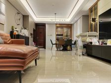 南滨路 长嘉汇四期 豪装四房拎包入住 楼下就是网红商业街