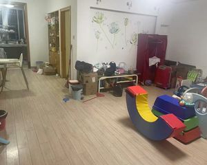 锦港佳园3室2厅1卫南朝向125.0万元/套出售