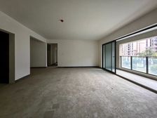 公园一环,想干置地公园大道横厅五房 195万