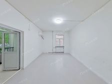 陶白区域+东西南通透三居室+满五年+低楼层!