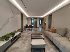 春来晓园4室2厅2卫南朝向420.0万元/套出售