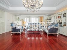 圣世一品4室2厅精装修