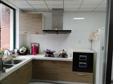 国际华城三村4房南精装真实好房