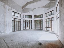 一个小目标融侨水乡独栋2亩多大草地,三面环水系,楼网大别野