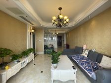 捡耙活 江北嘴 国金中心旁 紫御江山紫峰 朝中庭