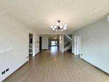 长阳·五矿铭品小区中心位置,精装上跃