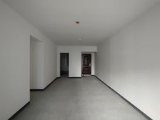 汽博旁双轻轨住家安静次新小区交通方便