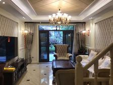 北大资源一期 精装修洋房一楼带花园 底跃4层带车位