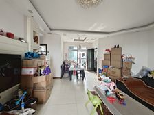 渝北区冉家坝妇幼保健院渝景大厦 三房 92万