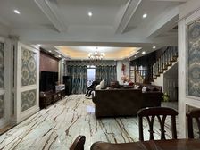 带露台;时代天街旁 精装5房 次新小区;江景房