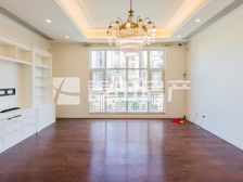 誉天下4室2厅精装修