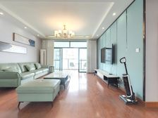 二区 前排湖景效果赞 中高楼层 经典户型4开间朝南!