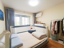 正南三林世博家园(板泉路2101弄)2室2厅精装修