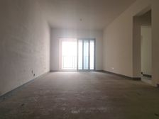 急售 江北区 恒大御龙天峰 三房 139万