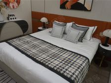 30个豆,三叶草户型,精装修,近汉峪,车接车送,雪山万科城