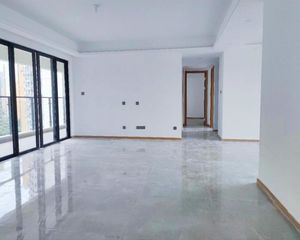 送车位,位置,看小区中心花园,楼层好,得房