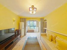 保利金爵公寓 3室1厅 南