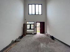 联排端户 可停4个车 性价比高,诚心出售 花园150平