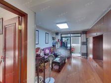 一梯两户、小区景观位置、居家装修、南北通透