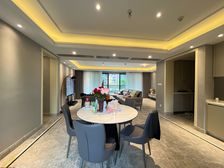 精装房 提包入住 兰园 四房 418万