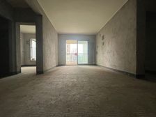 沙坪坝区 阳光城翡丽公园 三房 82万