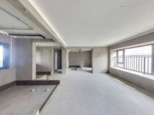 江景房,视野无遮挡,物业好,绿化高,得房率高。