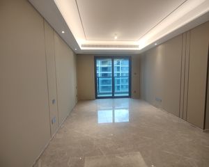 春风晴翠3室2厅1卫南朝向235.0万元/套出售
