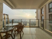 金开大道 棕榈泉三期 大三房 带地暖 视野看湖