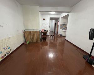 罗曼风情3室2厅1卫南朝向138.0万元/套出售