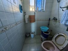 小区临近青山湖,南师附小和南大附中,看房方便