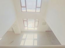 阳光假日沿河双拼别墅800平实墙大院带电梯车库露台负一有钥匙