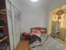 精装两房,送设施,拎包即住,总价低!