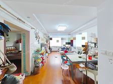 中间楼层,业主诚心出售,业主精致装修,上实 1-9,价可谈