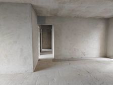 市中心 悦景台 毛坯4房 向南双阳台 电梯中层 看房电话联系