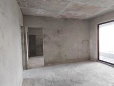 中集六期 毛坯3房,朝南双阳台,电梯中层 看房电话联系