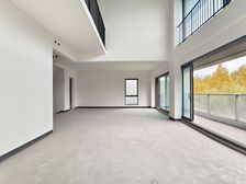 渝北区 香港置地壹江郡三期 五房 2090万