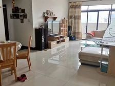 此房满五年,南向,视野开阔,通风采光好,精装修