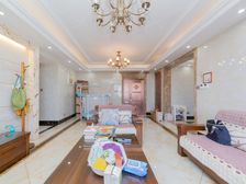 高楼层 25楼 欢迎预约看房 典雅花园 3室2厅 精装修