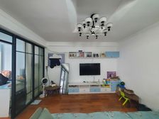 (业主换房 急)渝中核心 解放碑 电梯精装两房 楼下轻轨站