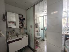 佳山二村 2房 450000.0 业主急售,,VR房