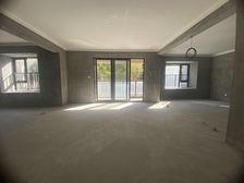 绿地东方公馆4室2厅2卫南朝向325.0万元/套出售