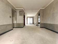 南岸区 财信融创九阙府 三房 133万