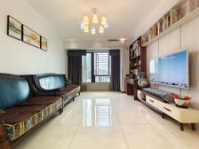 渝北区 香港置地约克郡汀兰 二房 142万