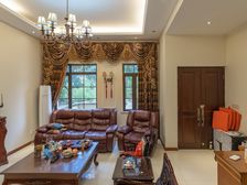 业主急售 价格可谈 东原香山 五房 309万