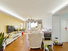 精装修,近,配套齐全,中楼层,视野宽阔