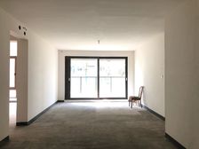 急售235万买礼嘉华侨城洋房一楼带大花园