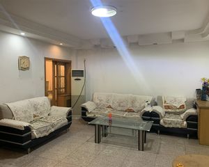 南北通透长虹小区3室1厅精装修