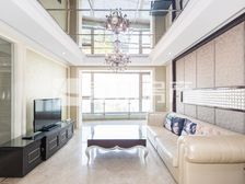 世茂宫园1室1厅豪华装修